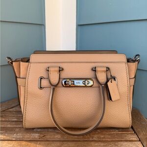 Authentic Coach Swagger 27 crossbody handbag with hangtags